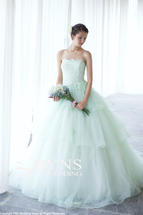 ウェディングドレス ホワイト スリップドレス フレアシルエット ウエディングドレス ホワイト スリップドレス フレアシルエット