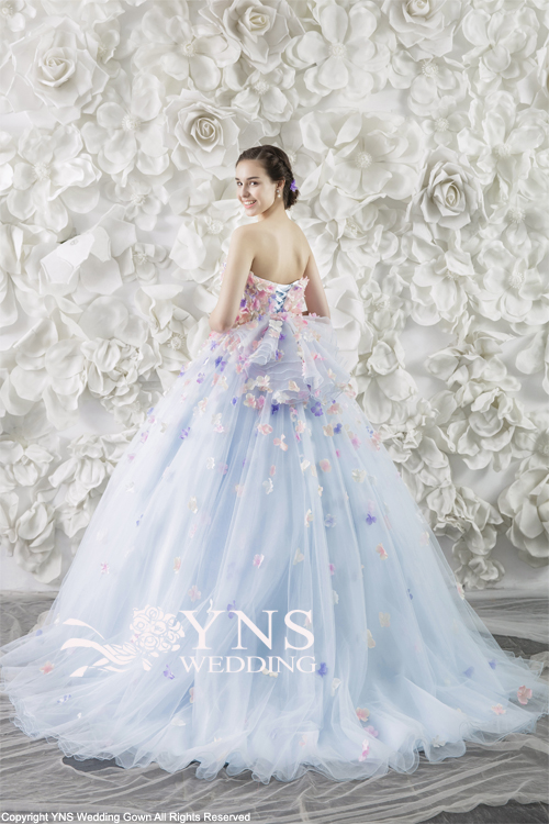 ウェディングドレス　長袖 優雅 ウエディングドレス 長袖 レース 刺繍 バックシャン 肌見せ