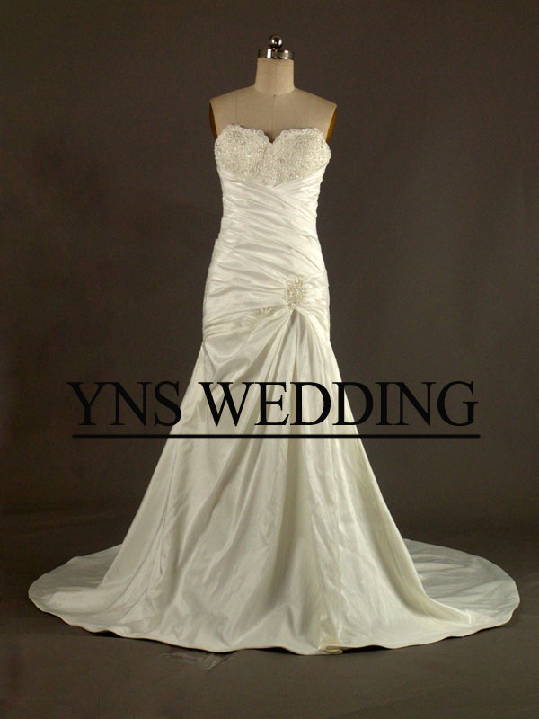 MLWG1045｜プレミアム ウェディングドレス Platinum｜ウェディングドレスのYNS WEDDING