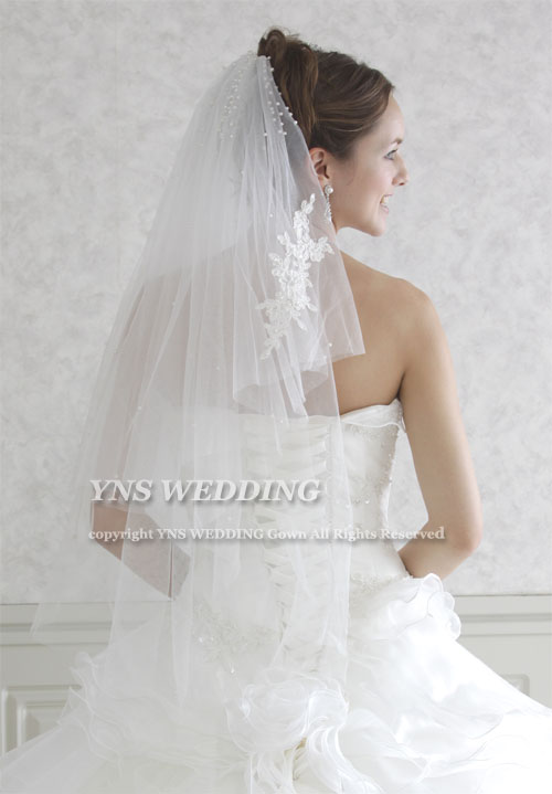 A01｜ウエディングベール｜ウェディングドレスのYNS WEDDING