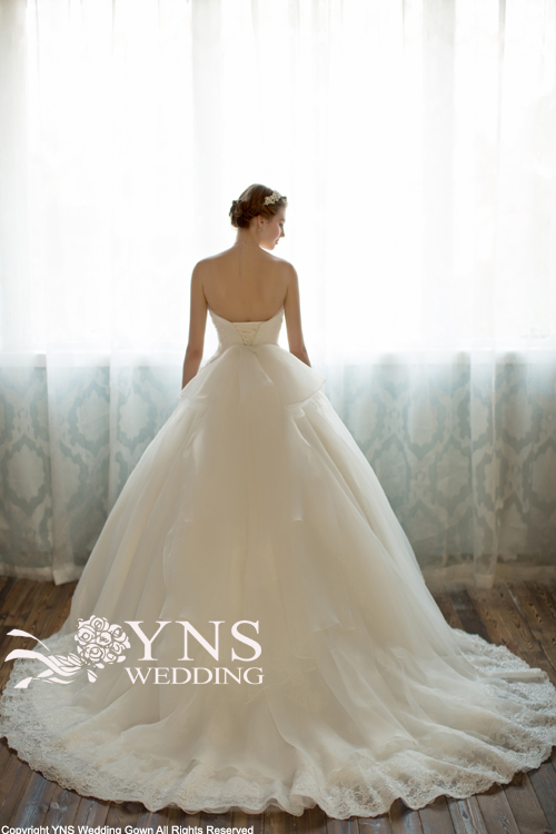 SL17321｜LaVenie Collection ウェディングドレス｜ウェディングドレスのYNS WEDDING