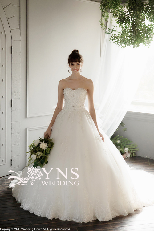 【美品】YNSwedding ウェディングドレス　SL20313レディース