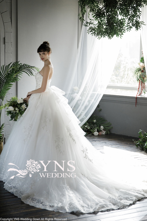 【美品】YNSwedding ウェディングドレス　SL20313レディース