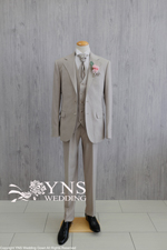タキシード（1/2）｜ウェディングドレスのYNS WEDDING