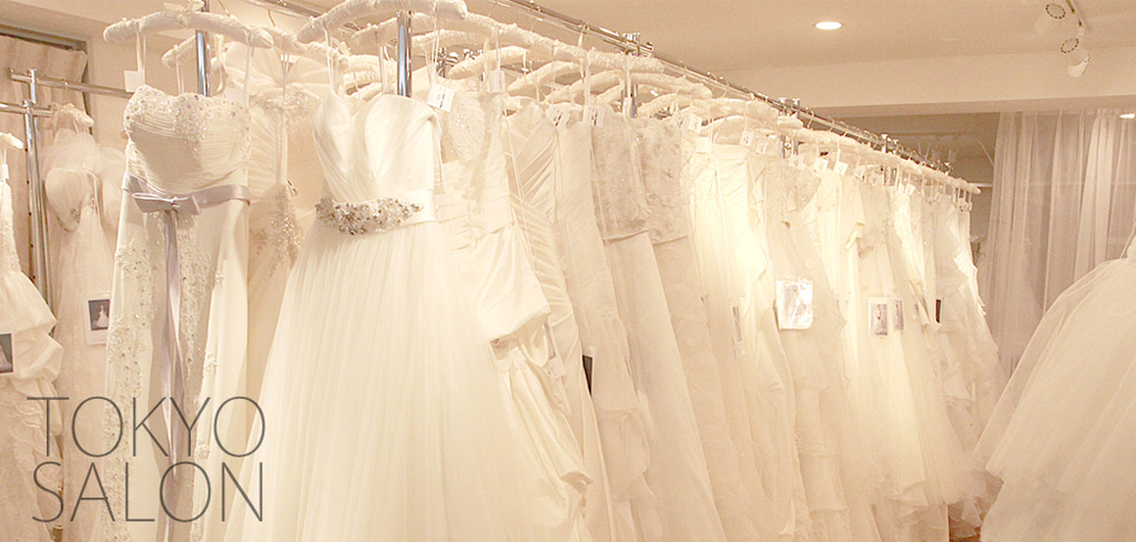 サロンでウエディングドレスをご試着｜YNS WEDDING