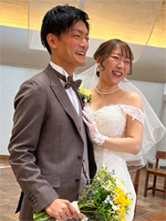 ʌ SG